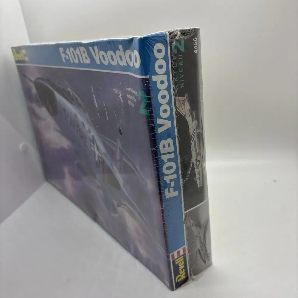 NEW Vintage McDonnell F-101B Voodoo Vintage by Revell in 1/72 scale from 1992